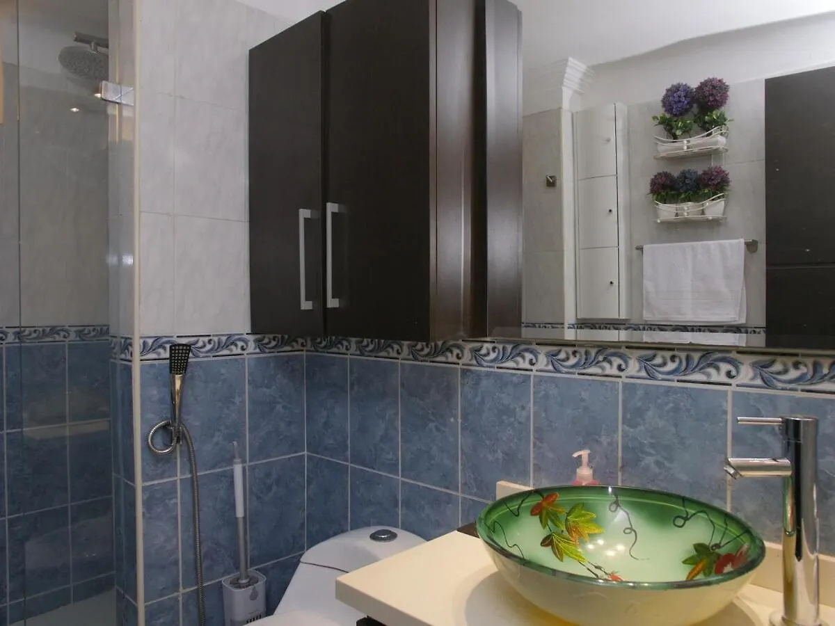 Historic Cartagena 2Br Apt Colombia